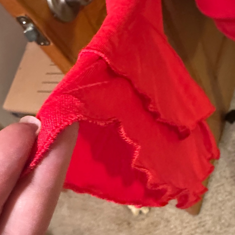 Chic Red Ruffle Sleeve Blouse - Picture 2 of 3